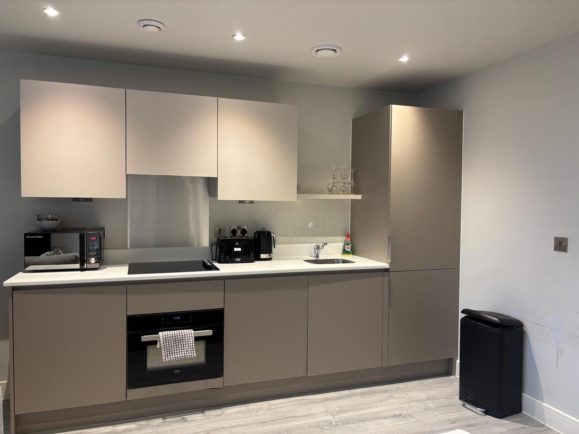 Modern Studio In Bracknell With Free Parking 외부 사진