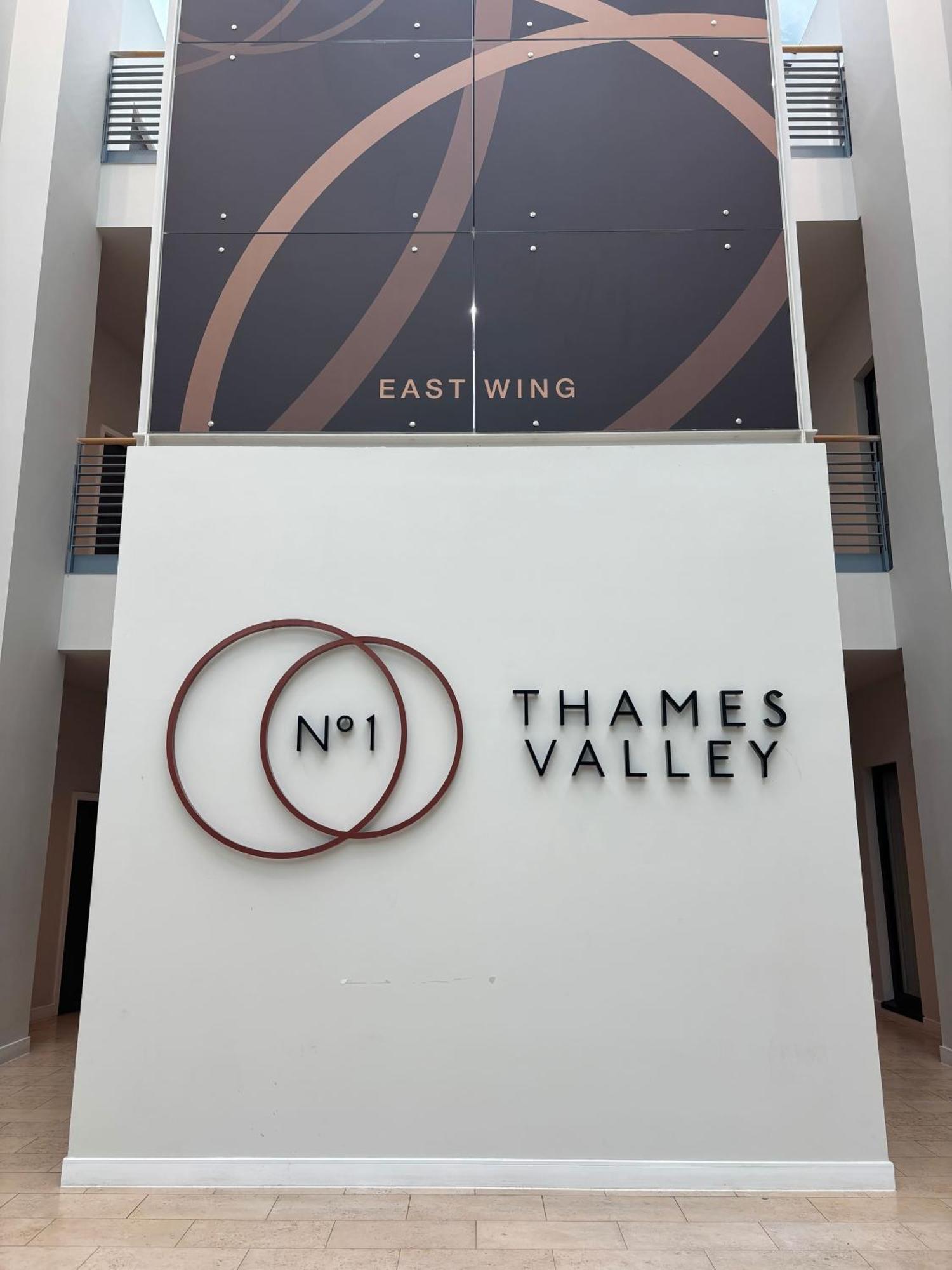 Modern Studio In Bracknell With Free Parking 외부 사진